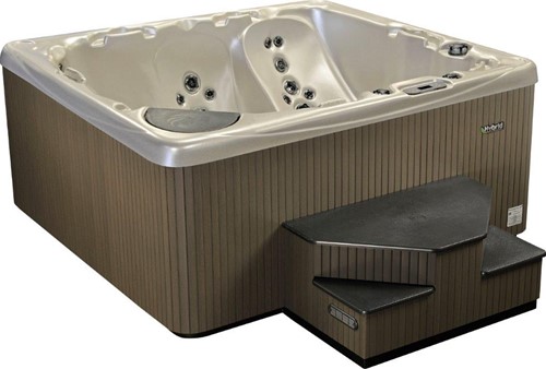 Beachcomber 710 portable Eco-Loc Hot Tub - afm. 178 x 218 x 97 cm
