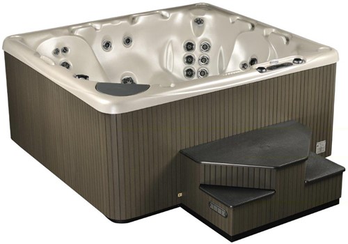 Beachcomber 730 portable Eco-Loc Hot Tub - afm. 224 x 203 x 97 cm