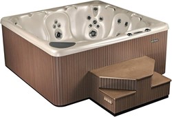 Beachcomber 590 Hot Tub, 226x226x97 cm alabaster kuip, ebony ombouw, steel cover met Hybrid pakket en RFM